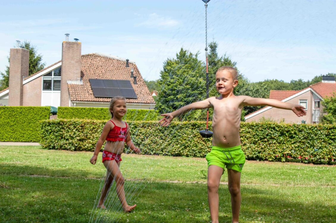 Waterspelletjes tijdens de warmte